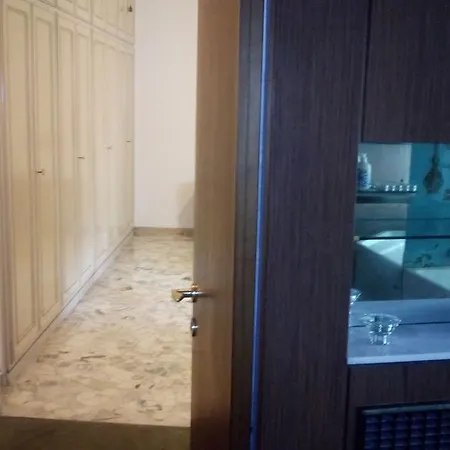 Bed & Breakfast‎ Asinelli Bed & Breakfast